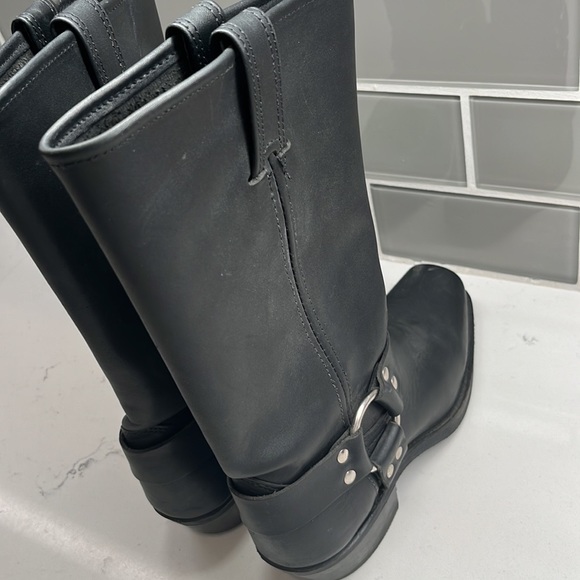 Frye Tall Leather Harness Biker Boots Size: 7 1/2 M 631196 700 77300-1 - Picture 7 of 15